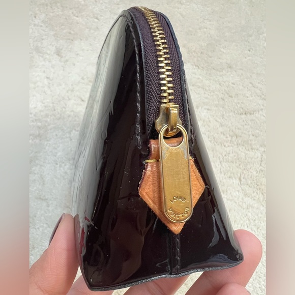 Authentic Louis Vuitton Monogram Vernis Pochette Cosmetic Pouch - Picture 8 of 16